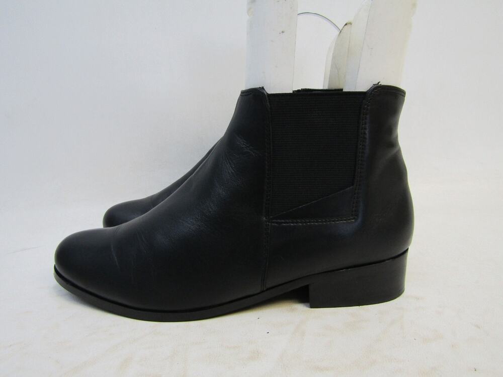Van Eli Womens Size 7.5 M Black Leather Zip Fashion Ankle Boots